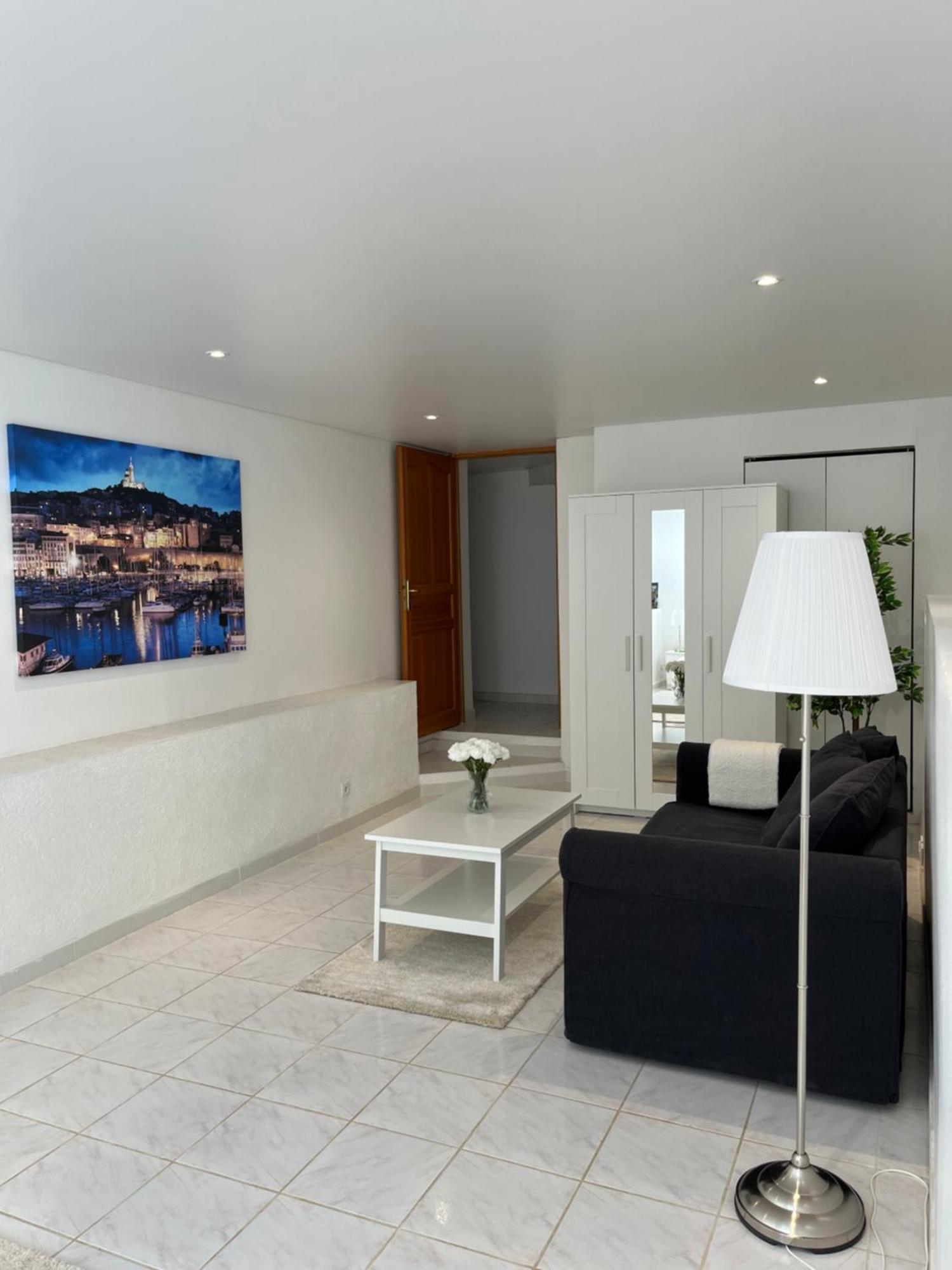 דירות Velaux T3 Avec Jardin Et Piscine Privee מראה חיצוני תמונה